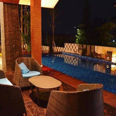 Villa Agro Kusuma Pinus R7 Batu  Exterior foto